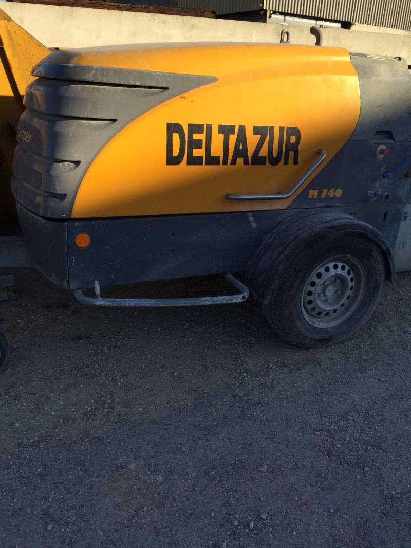 Pompe a chape à louer sur le secteur du 06 dans l'une de nos agences Antibes ou Fréjus